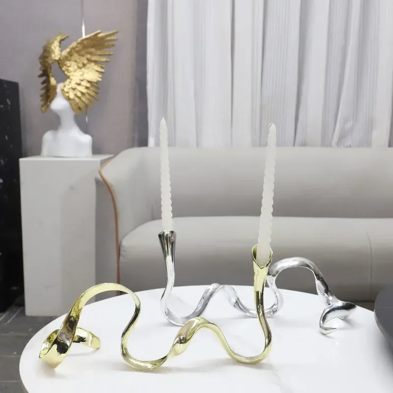 

16wwA1 Metal Candlestick Geometric Streamer Wavy Ribbon Golden Snake Candelabrum Table Ornament Candle Holders Centerpieces