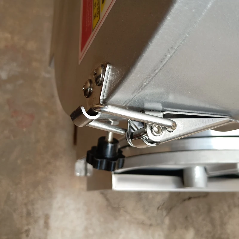 

Коммерческая электрическая овощерезка с двумя головками, три в одном: для нарезки редиса и картофеля, для использования на кухне