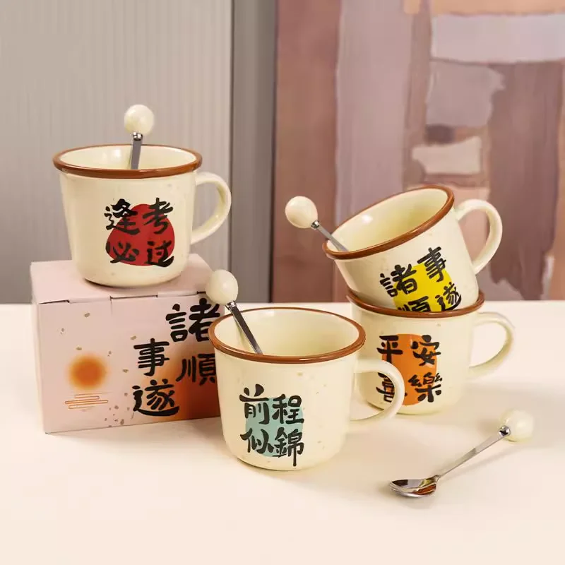 

«Пожалуйста, следующая эссенция для глаз»сохраняют ваши глаза навсегда молодые