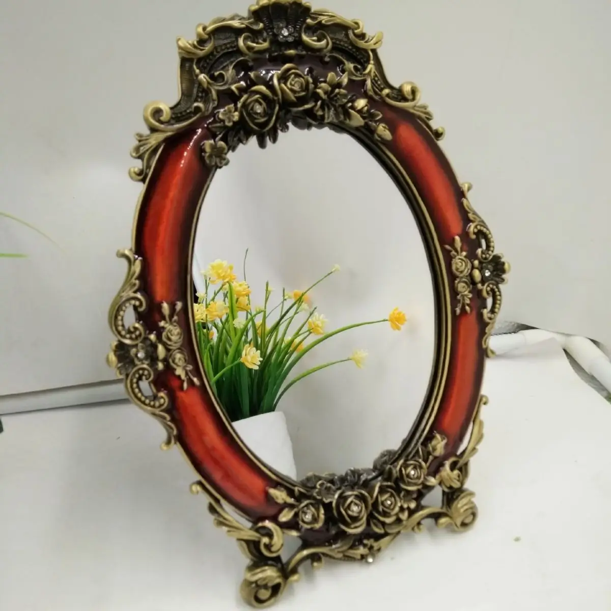 High-grade Vintage Do Old Burgundy Metal Makeup Mirror,European Vertical Makeup Mirror,Desktop Decoration