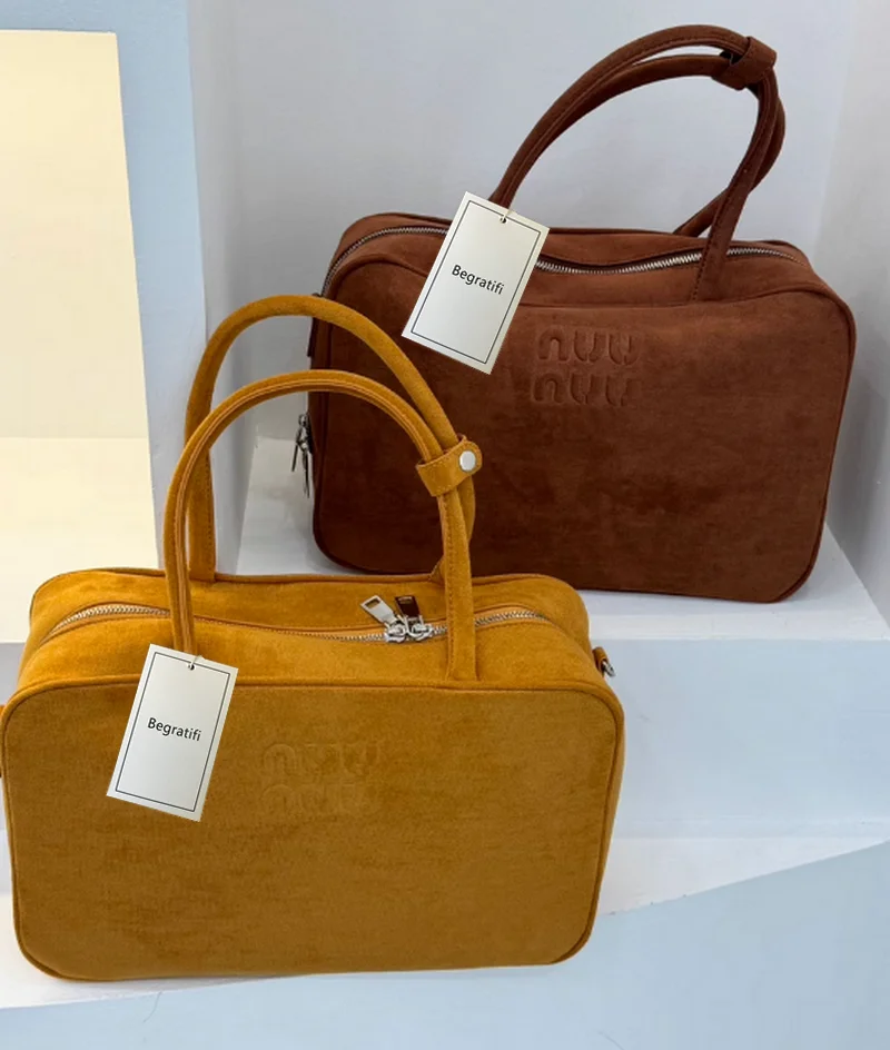 Bolso de mano de piel auténtica para mujer, bolsa de viaje de un solo hombro, estilo Retro, de diseñador de lujo, para otoño e invierno, novedad de