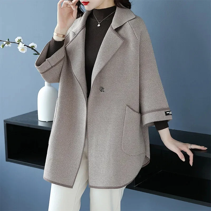 2025New Wool Coat Middle-Aged Women's Woolen Jacket Spring Autumn Large Size Knitted Cardigan Fashion Mother Overcoat Ladies Top