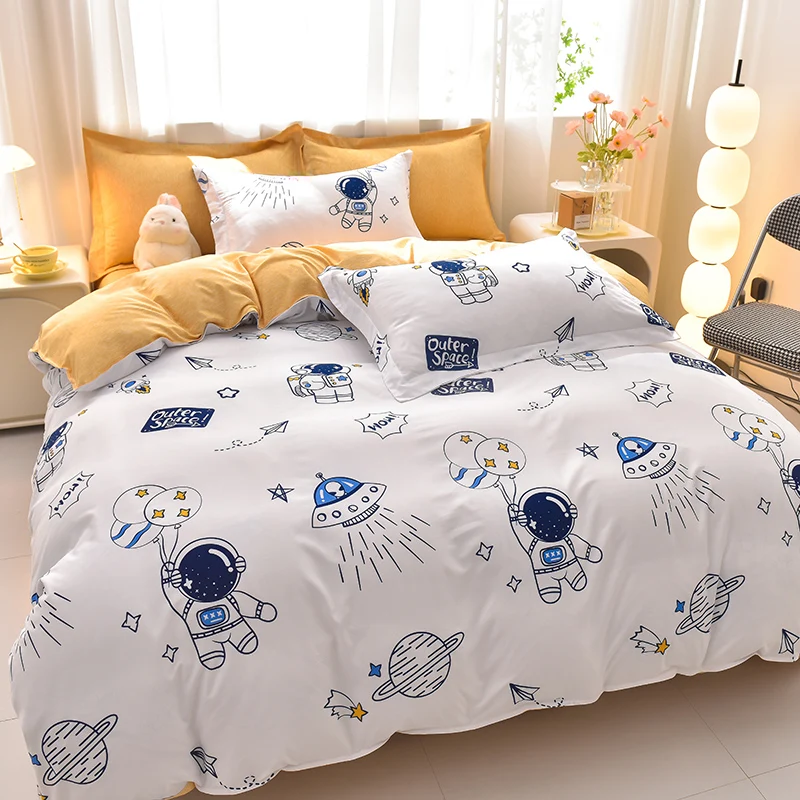 4Pcs Astronaut Space Bedding Set Soft Microfiber Duvet Cover Bed Sheets Pillowcases Planet Print Creative Home Bedroom Decor
