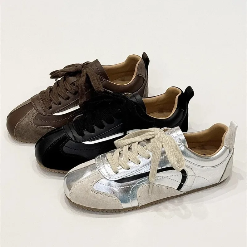 Весенние новые стильные женские кроссовки в стиле ретро с мягкой плоской подошвой, дышащие повседневные удобные женские туфли на шнуровке на подкладке