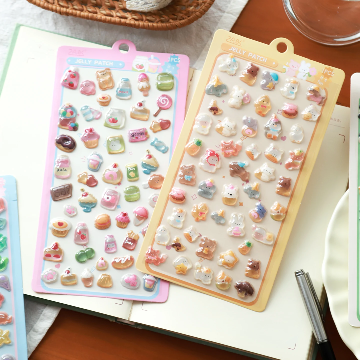 3D Stereo Stickers with High Aesthetic Value, Cute Ins-Style Decorative Patterns for Journals, Phone Cases, DIY Jelly Stickers, Crystal Stickers