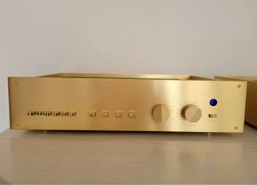 Silver-Plated Four-Tone FM266 MK2 Pre-Amp with Remote Volume Control And Channel Input Display