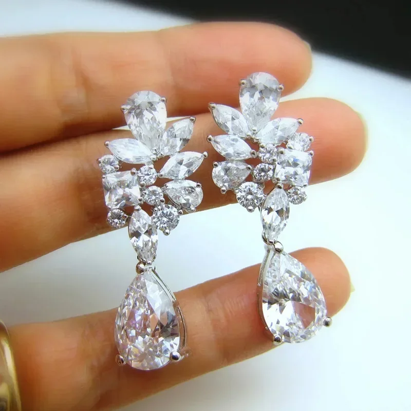 2026 New Super Flash French Long Earrings, Fashionable Bridal  Banquet and Date  Thin Women\'s Earrings