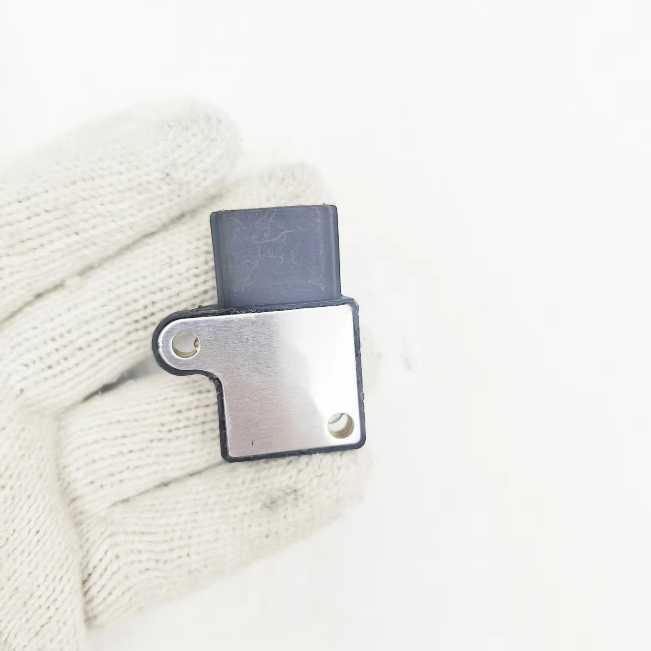 

1 шт. J701 J701D FO-BZ-12A297A F0C6-6B740-AA BP01-18-251 DYE635 модуль управления катушкой зажигания для Mitsubishi Mazda