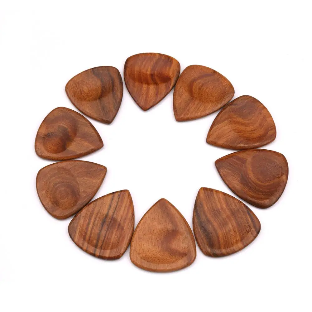 1pcs Wood Acoustic Guitar Pick Plectrum Hearted Shape for Electric Guitar Bass Ukulele Guitarra Accessories 2.5mm