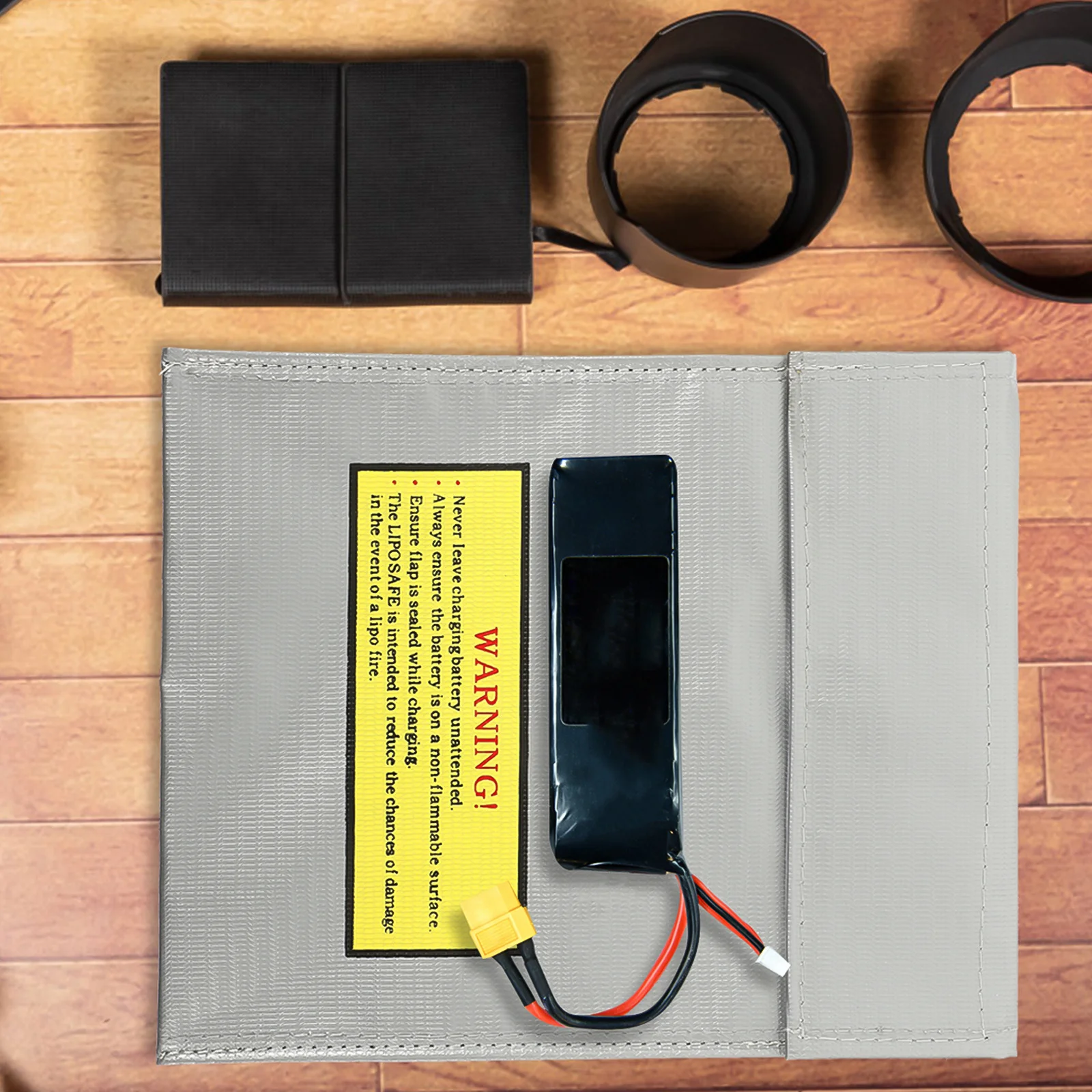 

18X23Cm Lipo Fireproof Bag Silver Durable Safety Charge Sack Blast-Proof Storage Pouch For Workshop Home Use