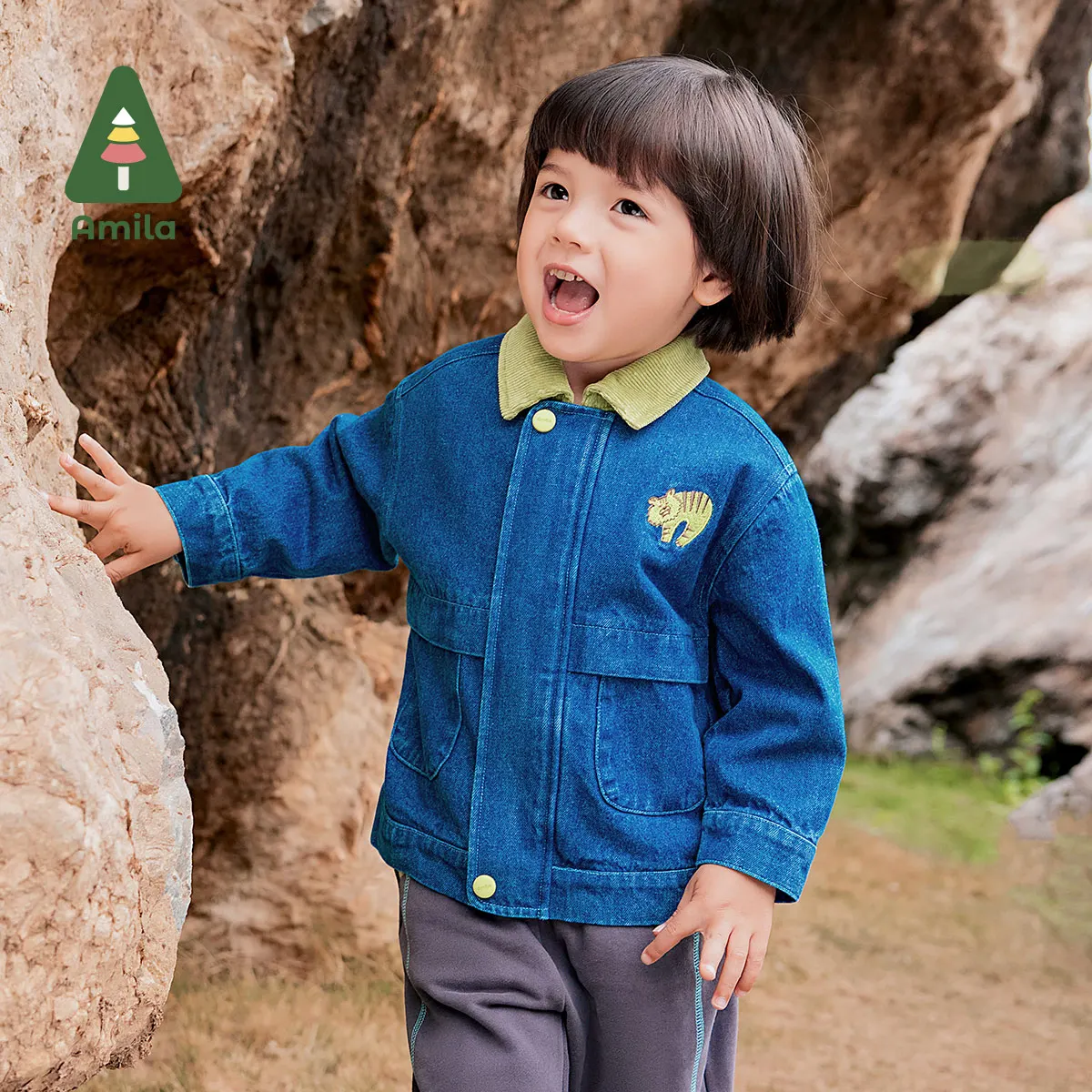 

Amila Baby Jacket 2024 Autumn New Boys Lapel Contrast Color Cartoon Corduroy Embroidery Back Print Cotton Children’s Denim Jacke