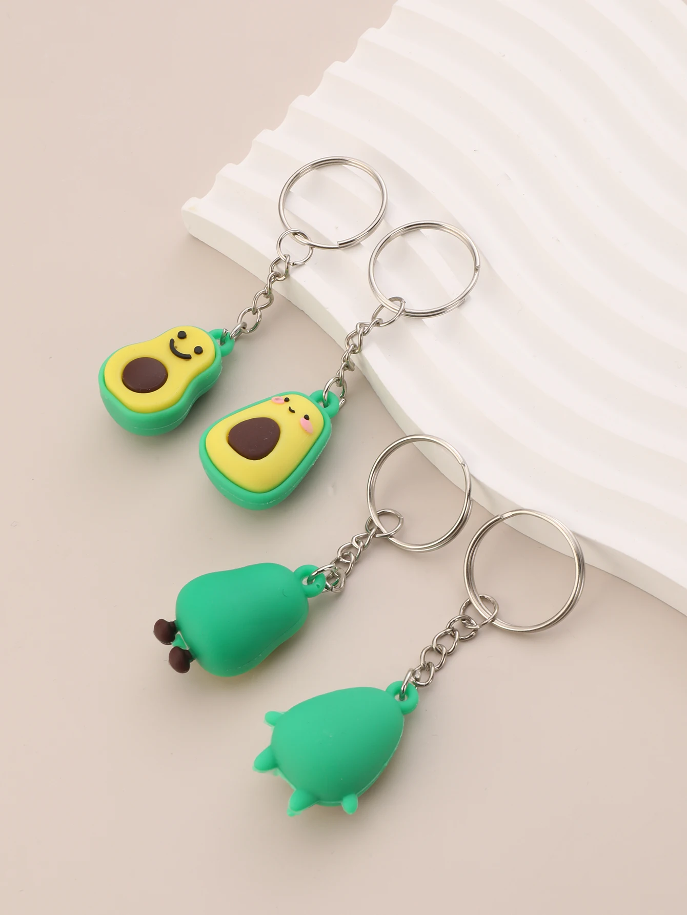 4pcs Avocado Keychain, Green Cute Avocado Keychain Friendship Keychain Gift Pendant For Valentine's Day Birthday