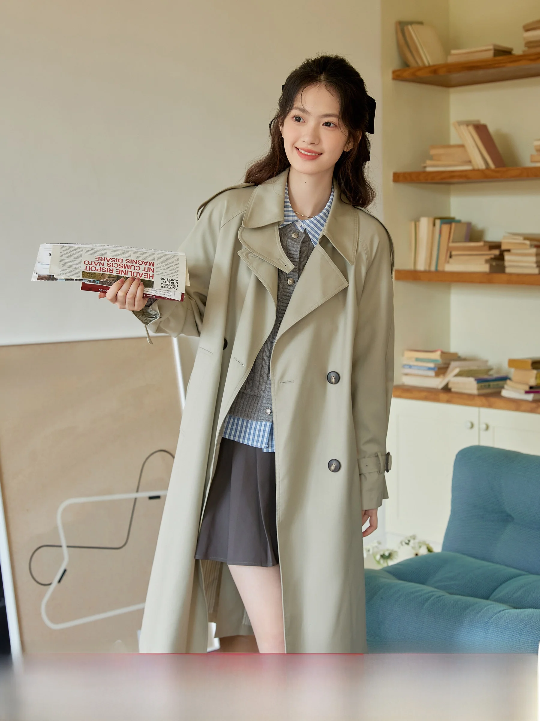 

Новая женская ветровка Lingjiu 2025: элегантное пальто средней длины в британском стиле для весны и осени, из полиэстера, с длинными рукавами