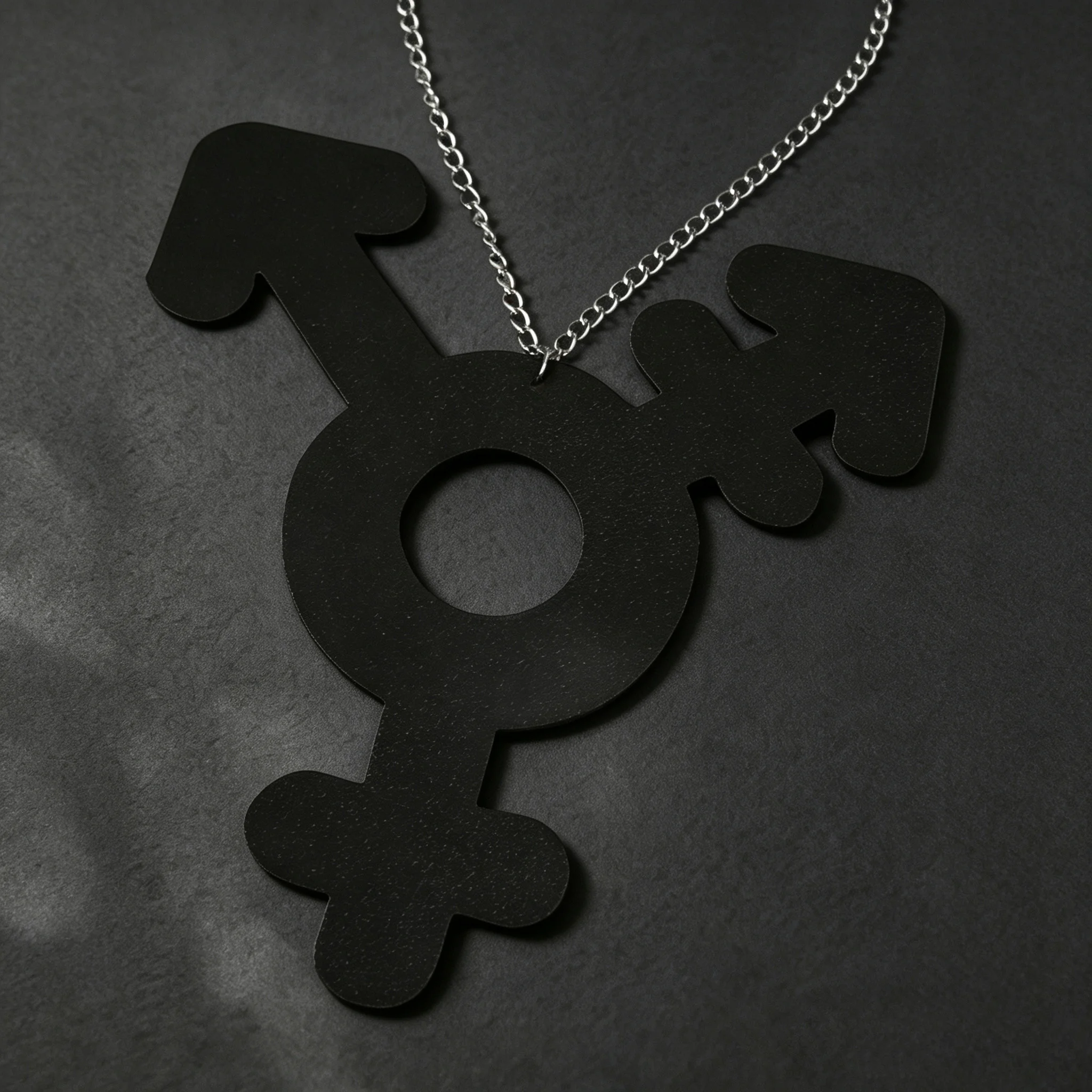 Marliwoo Bold PU Leather Gender Sign Pendant Necklace Fashion Statement Neckwear for Festival Night Club Daily Outfit Necklace
