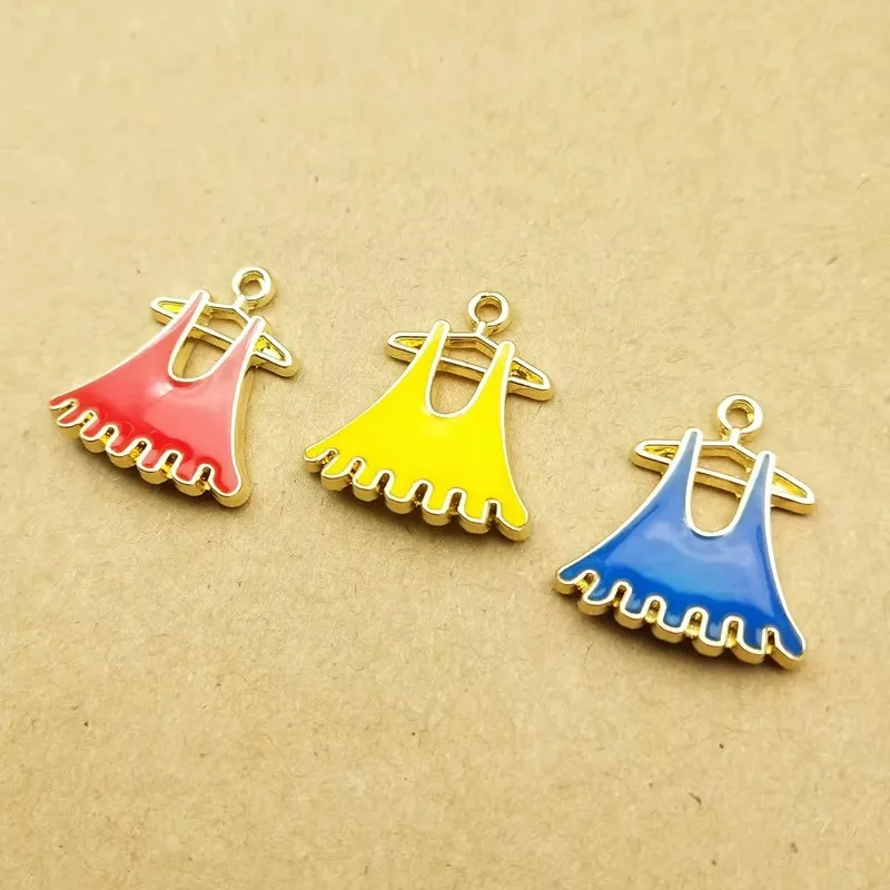 10pcs 17x18mm Enamel Dress Girl Skirt Charm Clothes Hanger Sexy Hanging Necklace Earrings Pendant Handmade Diy Jewelry Materials