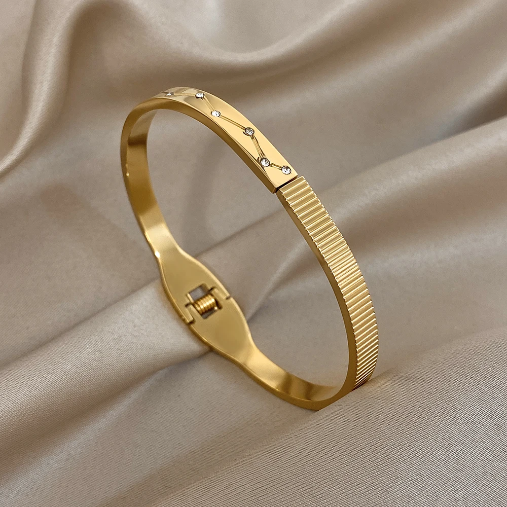 

Freetry Creative The Big Dipper Stainless Steel Bangle Bracelet Women Simple Gold Color Round Cuff Spring Bangle Jewelry Gifts