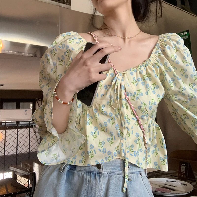 Camicette Donna Scollo a V Blusas Chic Stampa vintage Stile francese Manica a sbuffo Gentle Spring Crop Top Pieghe progettate All-match Fashion