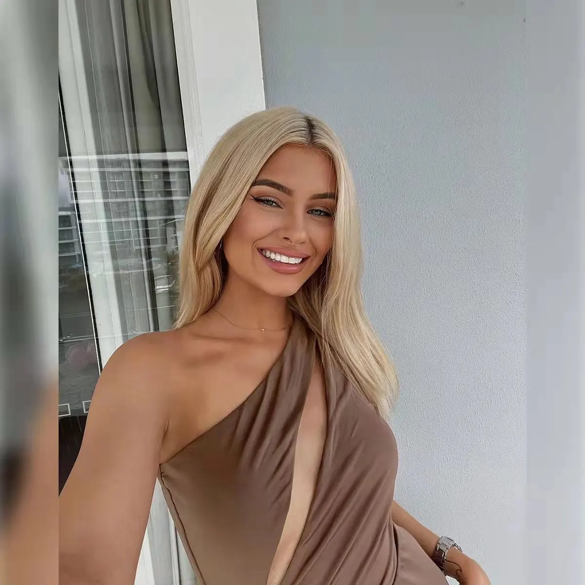   Sexy één schouder open split hol ort Dr dames Faion lenteseizoen Dr verzamelde rok uitgehold ontwerp