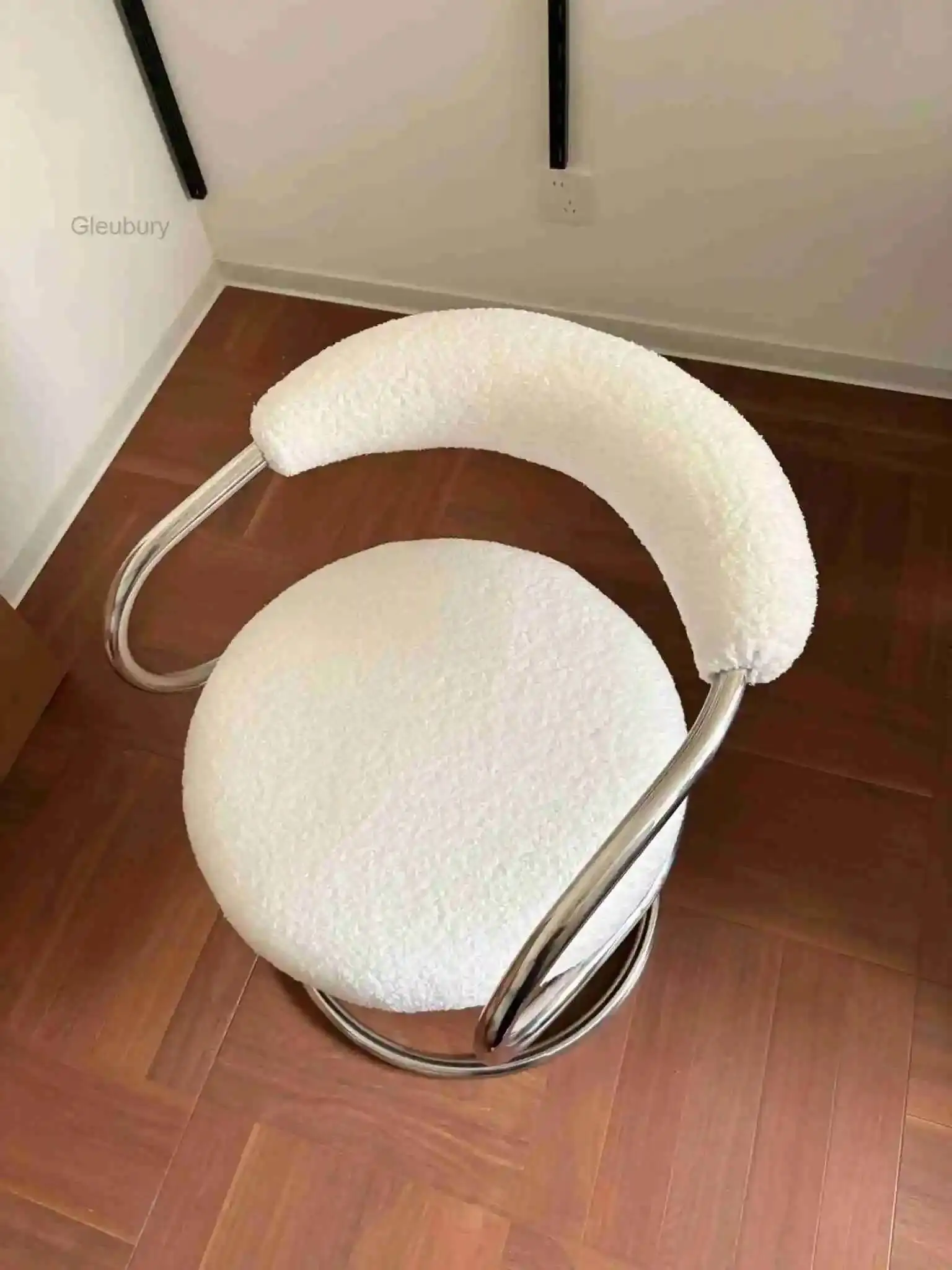 Stools Bedroom White Dining Lambswool Bauhaus Makeup Creative Design Stool Snake Lounge Back Armchair Living Furniture Taburetek