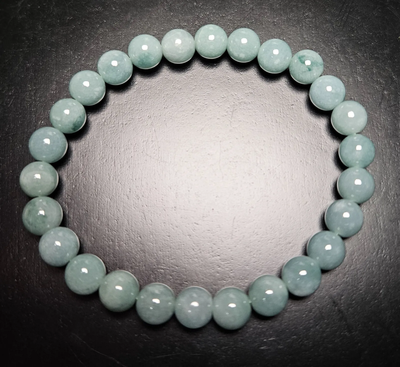 pulsera-de-cuentas-de-jadeita-natural-guatemalteca-de-7-mm-–-joyeria-de-jade-jadeita