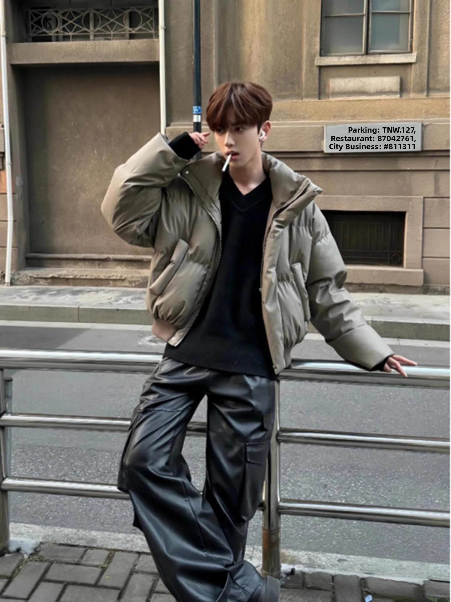 

Мужская зимняя куртка из искусственной кожи с пуховым наполнителем, воротником-стойкой, свободного кроя, на молнии, с полиэстеровым наполнителем, теплая, повседневная