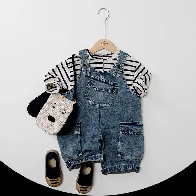 

2025 Kids Strap Trousers Boys Versatile Jeans Baby Clothes Autumn New Children Denim Overalls Fashion Girls Loose Casual Pants