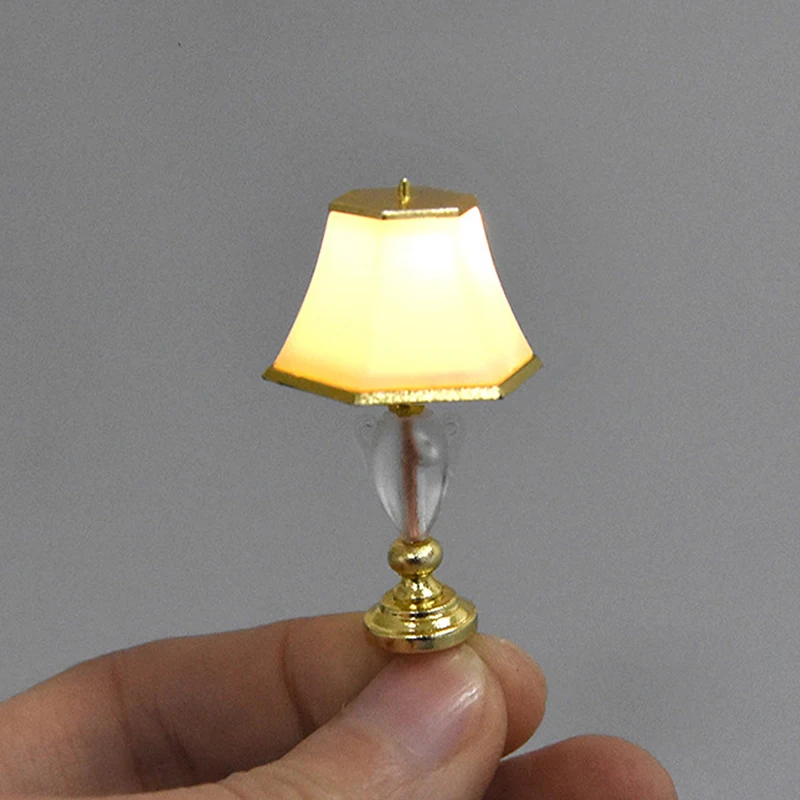 1PCS 1:25 Mini Lighting Table Lamp Floor Lamp Dollhouse Light Miniatures Accessories