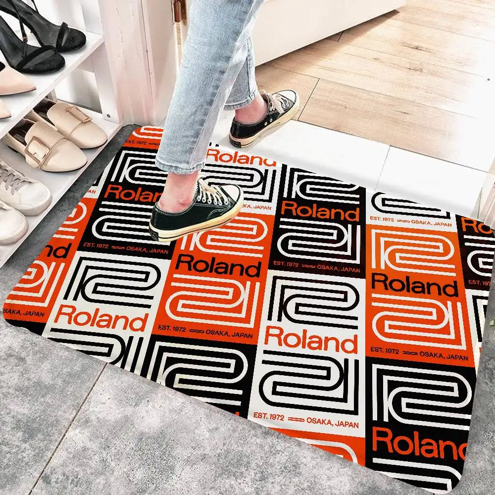 R-Roland Logo Door Mat Kids Room Bedroom Decoration Balcony Anti-Slip Doormat Living Room Doormat Area Rug