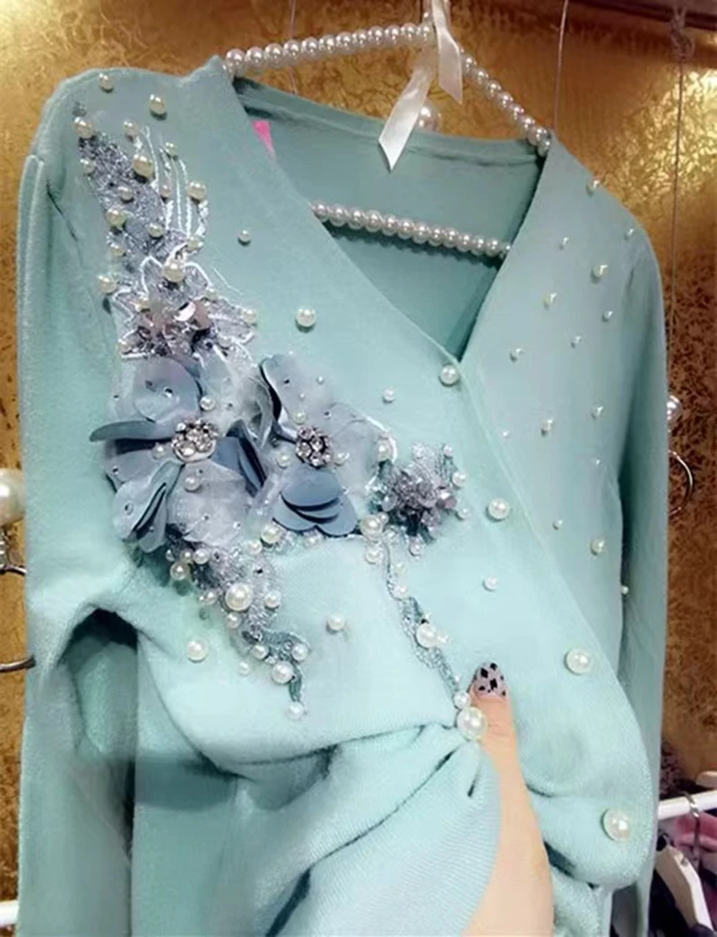 2024 Spring Luxury Pearls Beaded Flowers Stitch Knitted Cardigan For Women New In Long Sleeve Knitted Outwear Sweater Coat