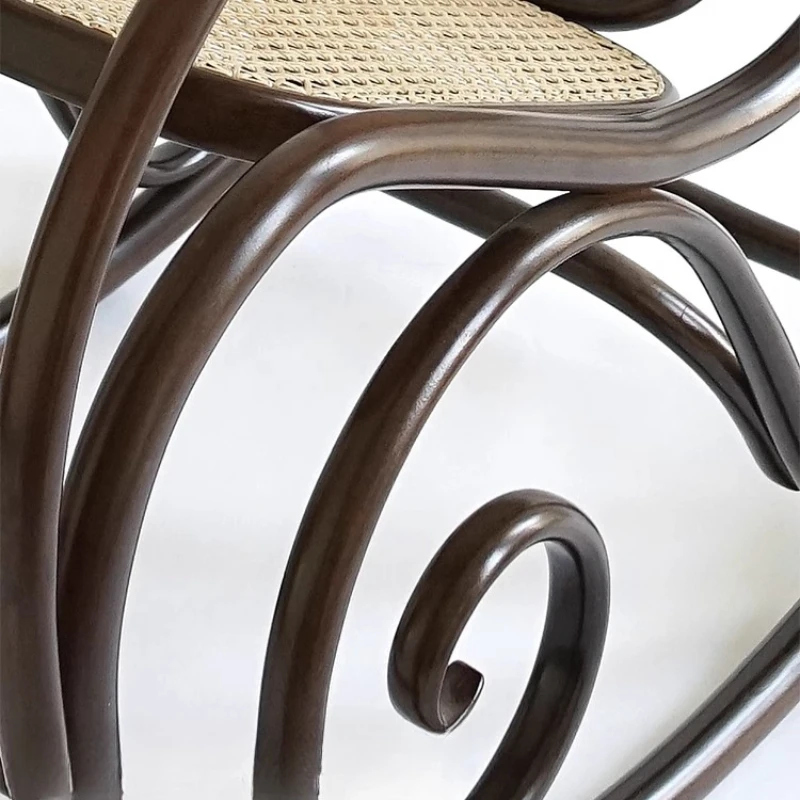 Schaukelstuhl Rattan Nanyang Stil Freizeit mittelalterlich Massivholz Wohnzimmer Balkon