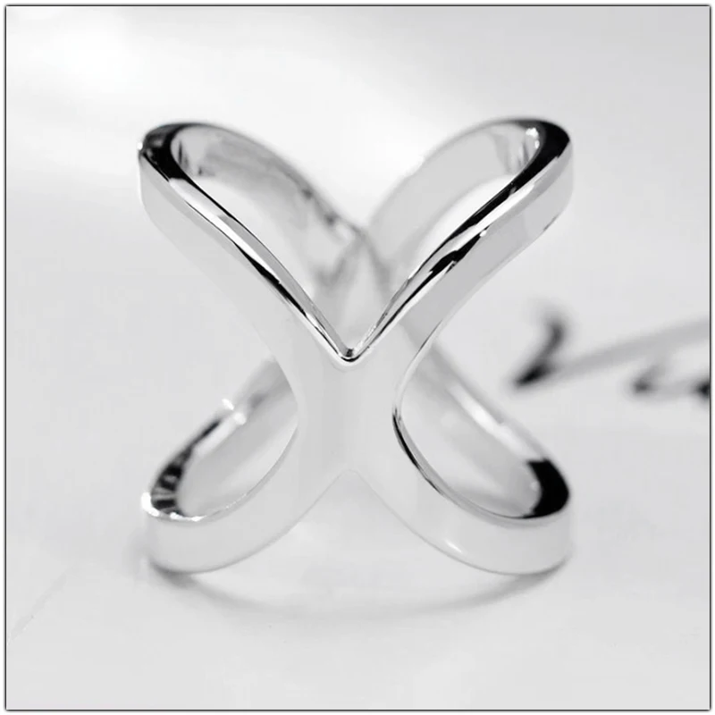 موضة الصليب على شكل وشاح مشبك دبابيس النساء اكسسوارات بسيطة تي شيرت الزاوية مقاطع حلقة الأوشحة بروش حلية الزخرفية