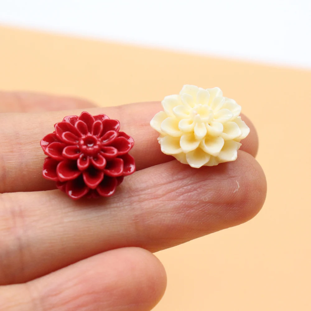 15mm Carved Daisy Flower Beads Artificial Coral Bead for Jewelry Bracelet Necklace Making .Red Beige  DIY Craft Loose Supplies