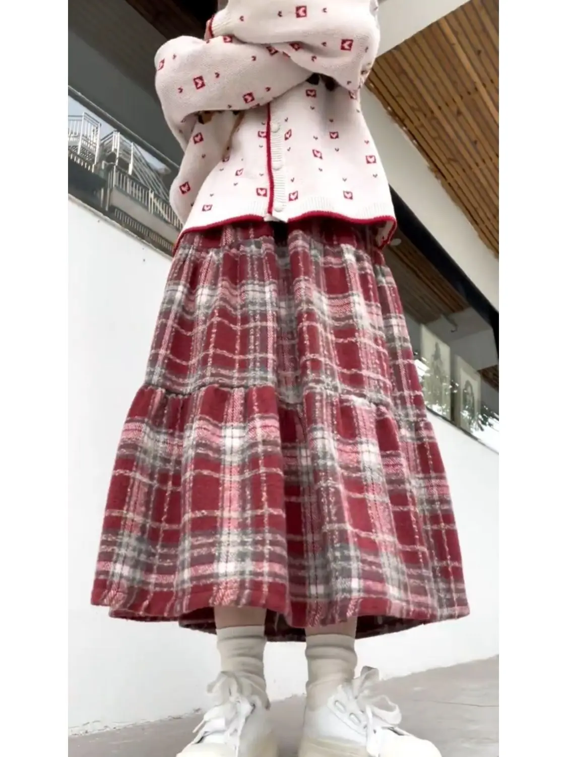 Falda de lana roja navideña para mujer, faldas a cuadros de longitud media para otoño e invierno, ropa de graduación para mujer, ropa Vintage de Corea del Sur Y2k