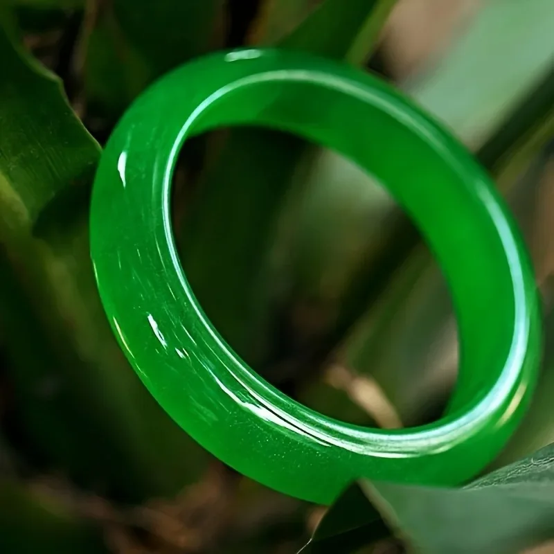 

Vintage Green Bracelet - Perfect for Casual Clothing or Gifts, Everyday | Simple and Elegant