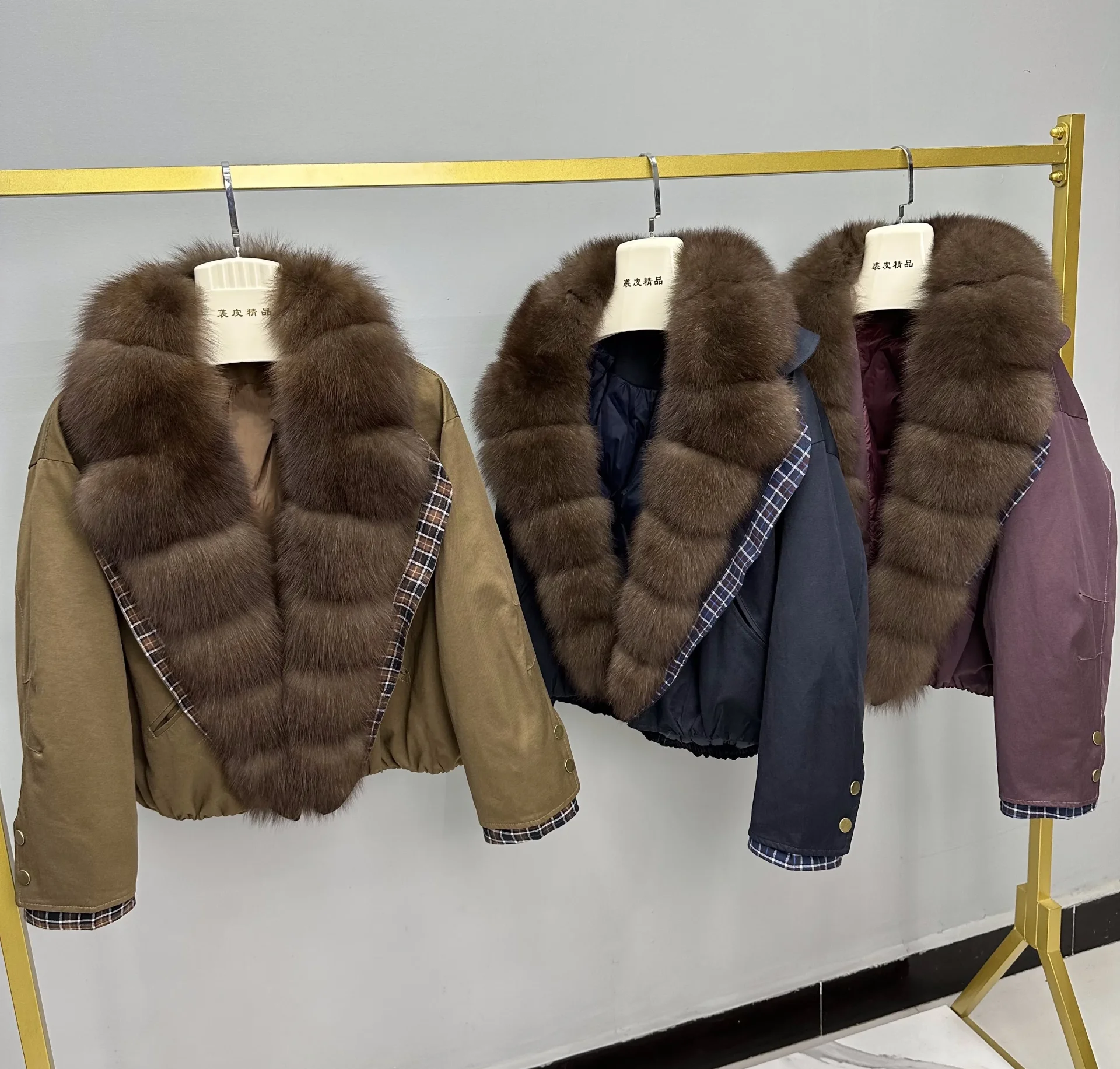 Trendy Female Down-filled Coat High Quality Winter Removable Large Fox Fur Collar Short Parkas Full Sleeve Warm Down Jackets