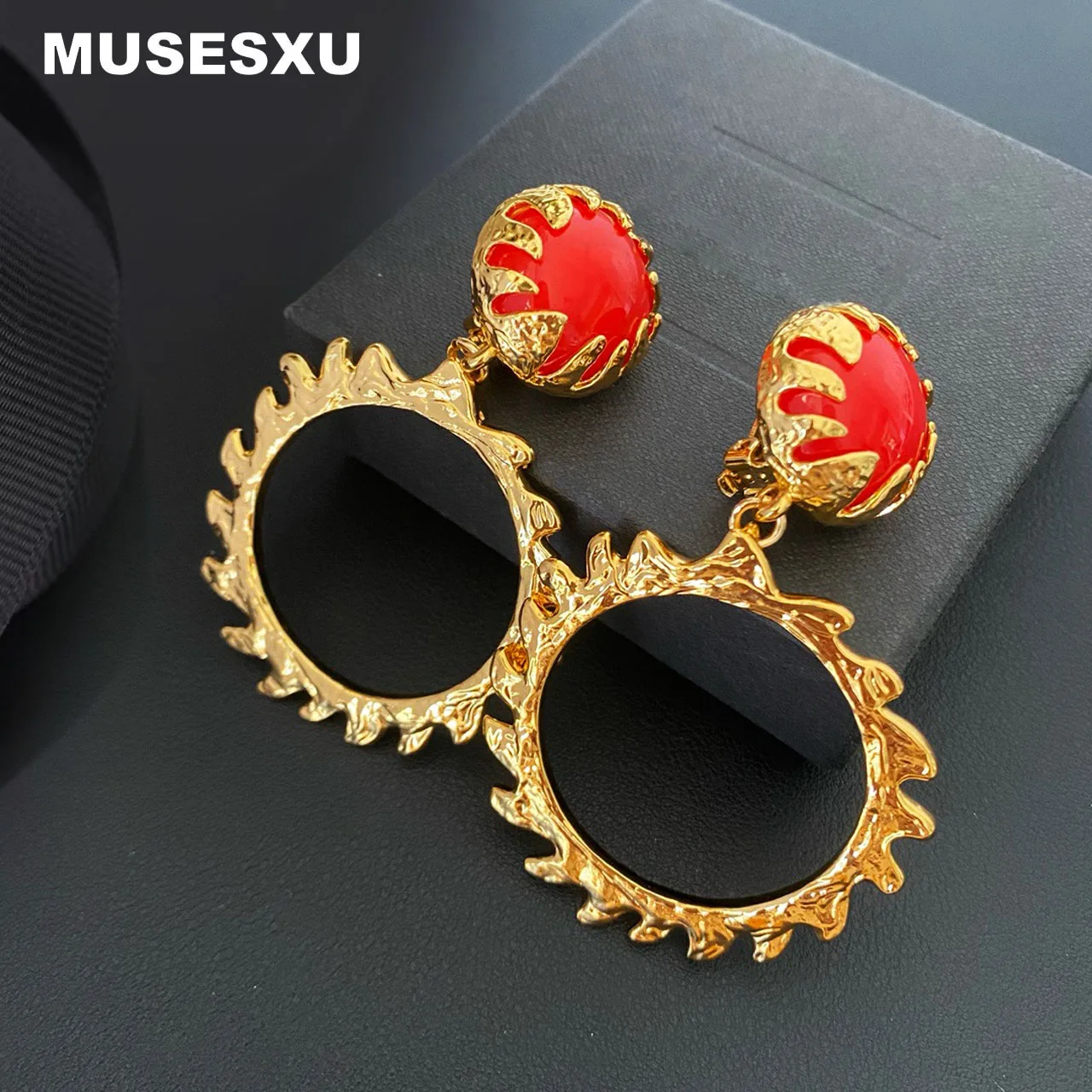 

Jewelry & Accessories Retro Style High Quality Red Semi Precious Flame Shaped Ear Clip Earrings For Women's Parties And Gifts