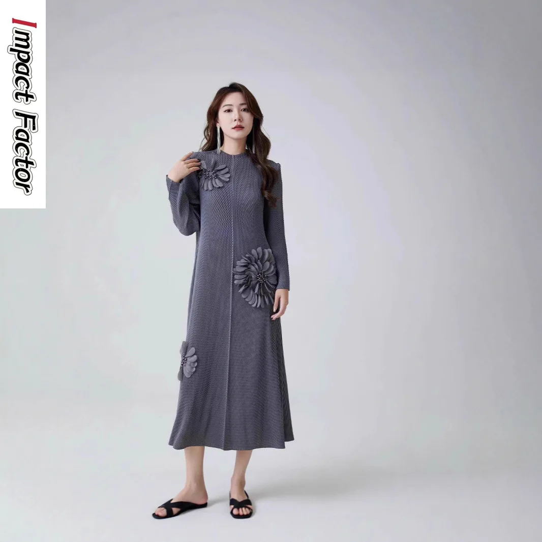 

Miyake Pleated Three-dimensional Beads Flower Loose Dress Fashion Casual Loose Temperament Elegant Long Dress Women 2025 New