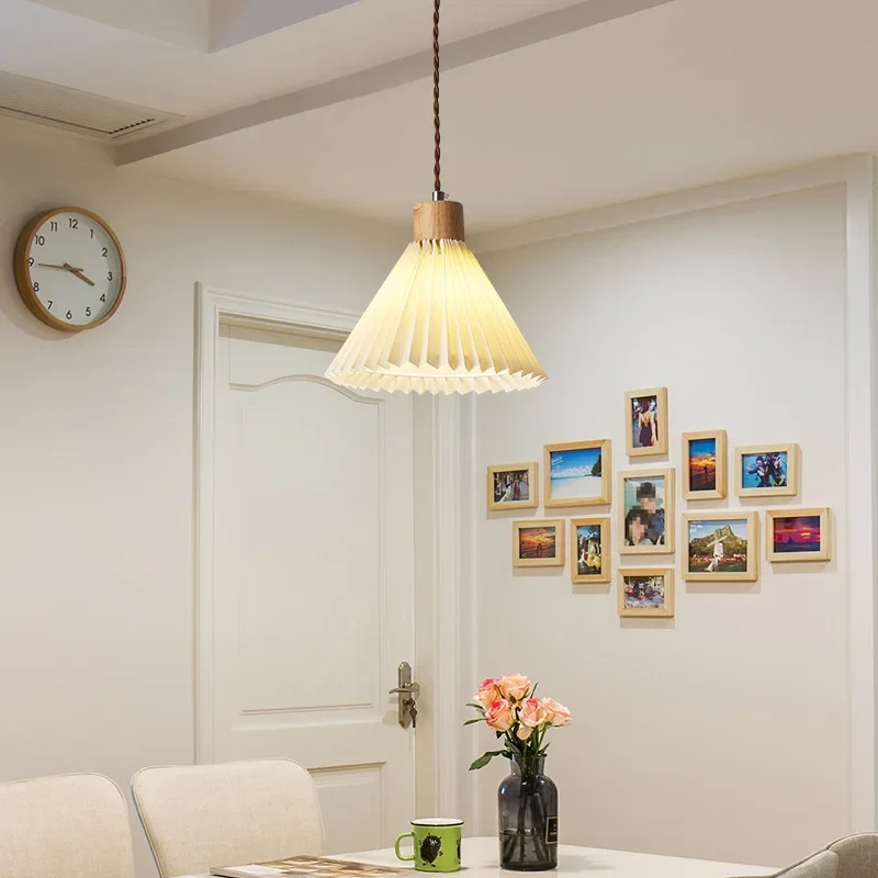 

SANDYHA Nordic Fabric Pleated LED Pendant Lamp Solid Wood Chandeliers for Bedroom Dining Room Simple Lighting Home Decor