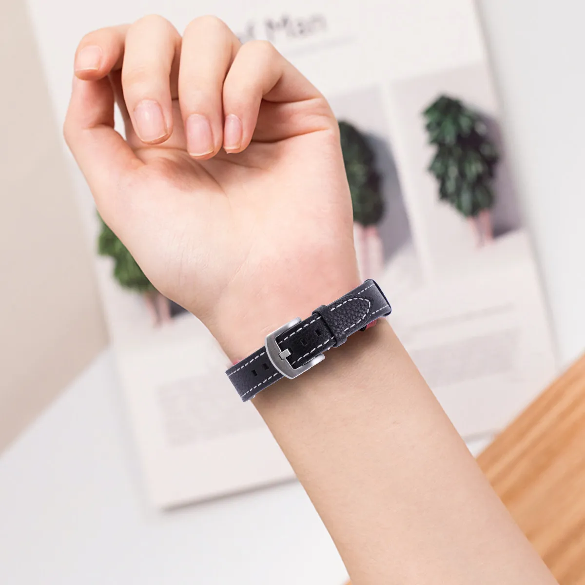 1Pcs Watch Band Comfortable Fit Suitable for Most Smartwatches and Traditional Watches Easy Install Replacement