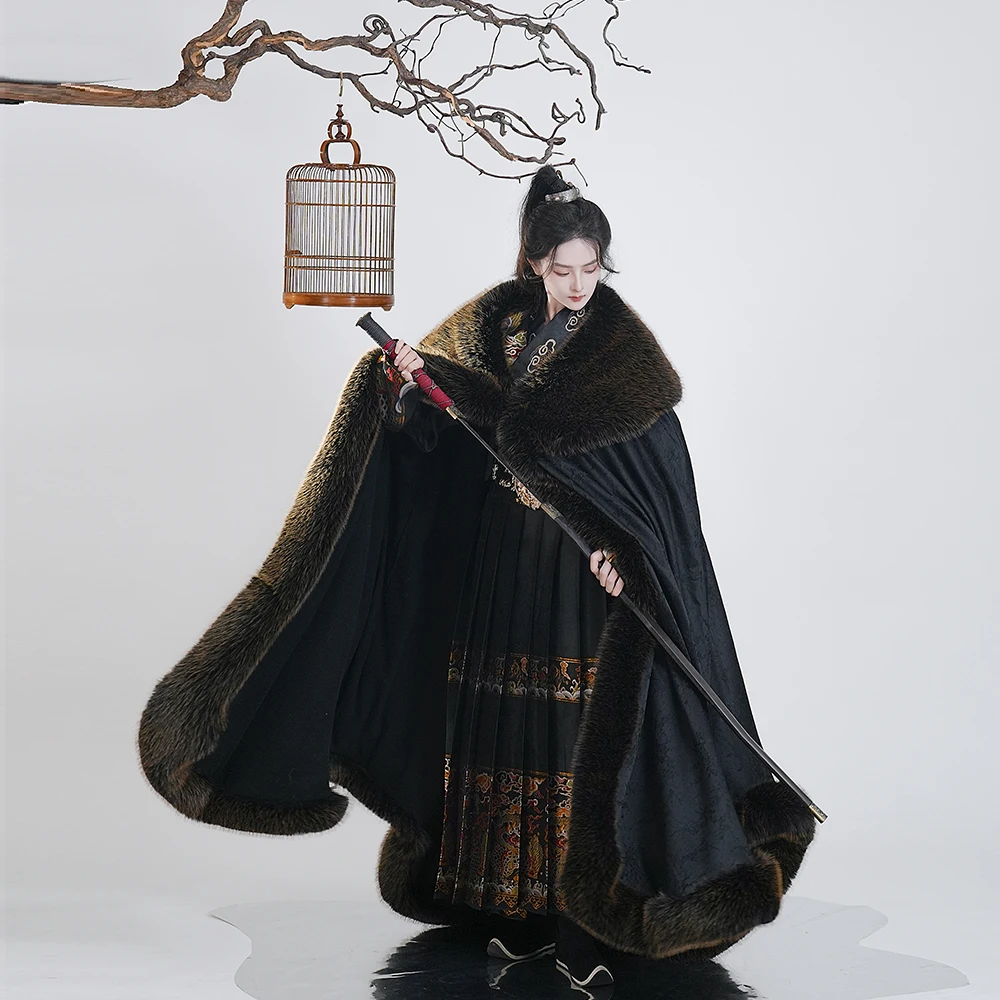 

Оригинальная ветровка Hanfu с меховым воротником, длинная зимняя женская одежда, традиционная китайская культура, свободный крой из полиэстера...