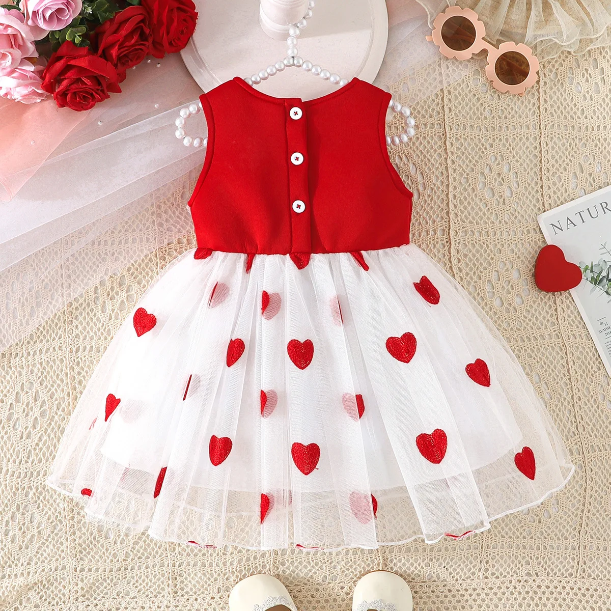 Summer New Girls' Princess Style Dress with Red and White Heart-shaped Bow, Lively and Cute Style