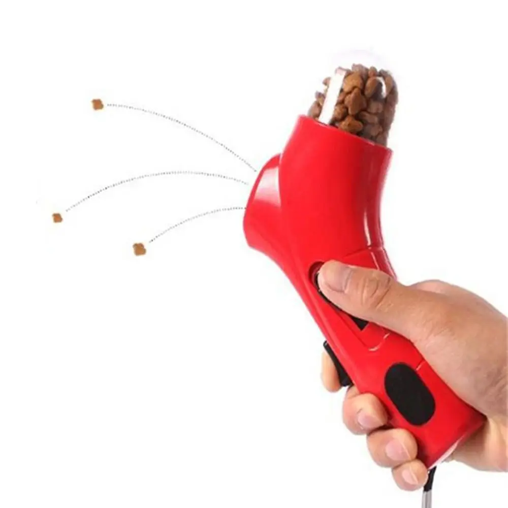 Pet Interactive Toy Handheld Pet Snack Launcher Plastic Portable Food Catapult Feeder Funny Pets Thrower Beach Toys