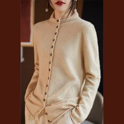 Chaqueta de lana merina con cuello de pie para mujer, suéter de punto con múltiples botones, cárdigan superior de punto de lana de lujo, moda de otoño e invierno