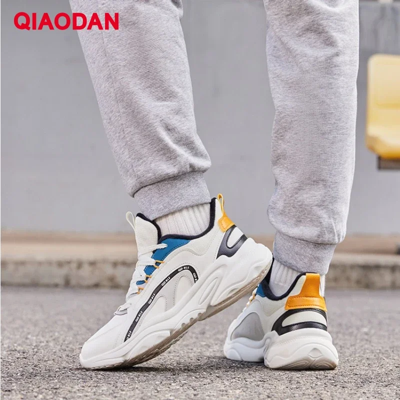 QIAODAN Sneakers Men 2023 New Lightweight Athletic Wearable Anti-slip Breathable Hard-Wearing Outdoor Male Shoes XM45220311B