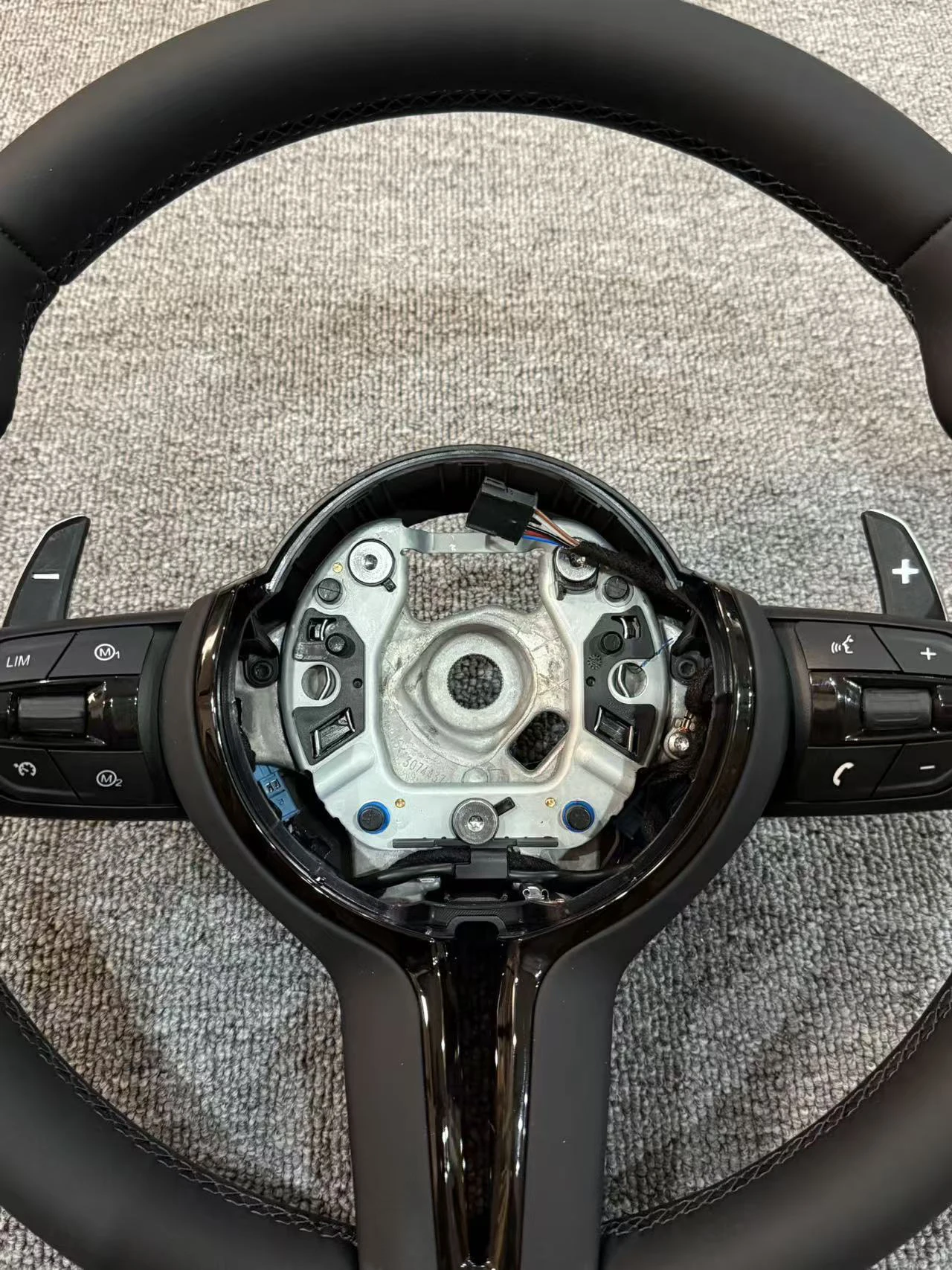 All Black Button Upgrade M Sport Steering Wheel for BMW F01 F06 F10 F11 F20 F21 F22 F30 F31 F32 F34 F36 F80 F82 E70 E81 E90 E92 view 4