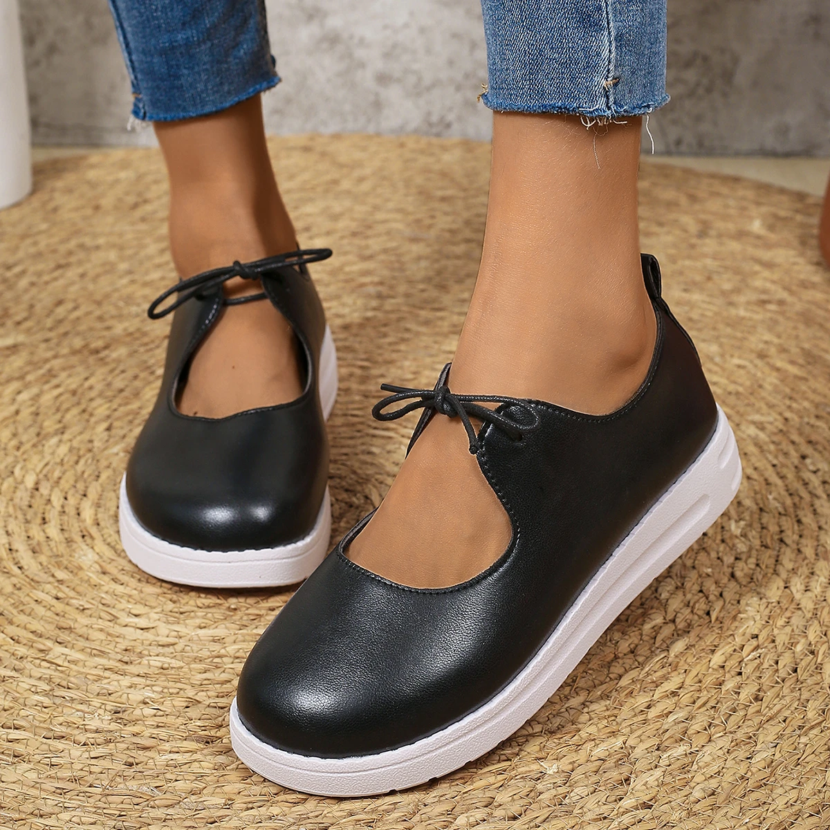 Women Flats Shoes 2024 Spring Autumn Front Lace Up Breathable Loafers Women Casual Shallow Mouth Shoes Women Shoes Size 36-42