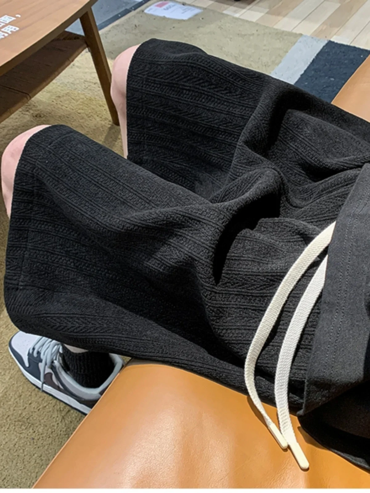 

Black Chenille Men's Shorts Summer New American Vibe Straight Leg Sport Casual Five-Quarter Length Pants Youth Fashion