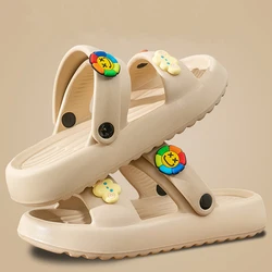 2024 New Flat Bottom Women's Sandals Fashion Outwear Summer Thick Sole Non Slippery Sandals Cute Beach and Beach Slippers