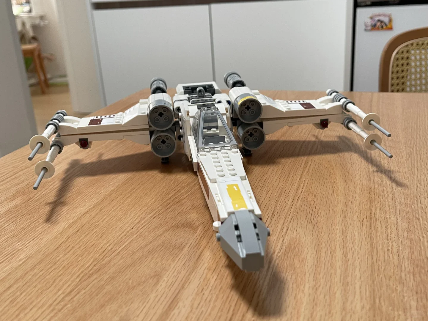 New MOC White X-Type Space Bat - Eve Party recension och pris