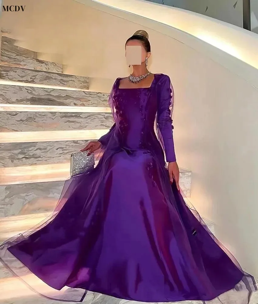 맞춤형 섬세한 새틴 A라인 꽃 장식 이브닝 드레스 고품질 스퀘어 넥 긴 소매 바닥 길이 셀러브리티 가운